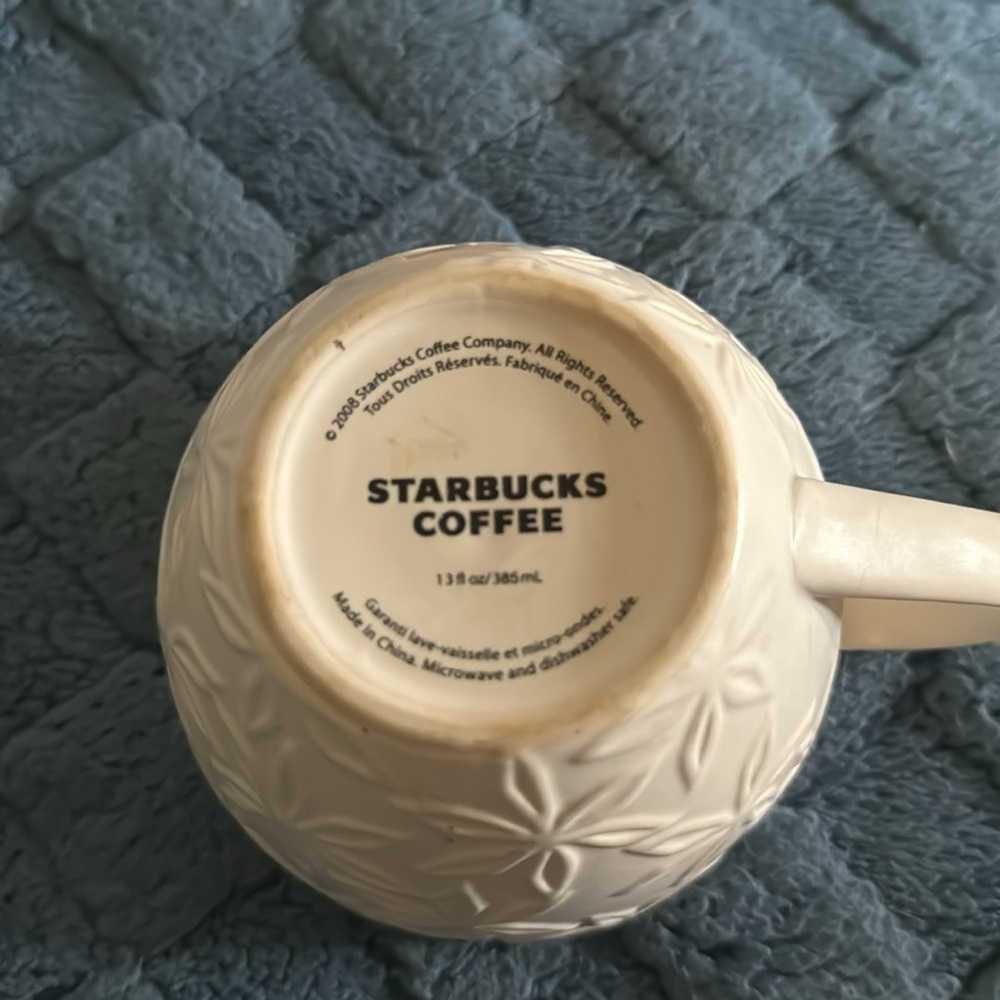 2008 Starbucks embossed tea cup - Picture 4 of 4